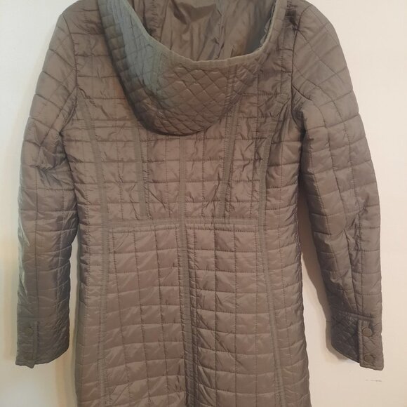 DKNY size small quilted Womens spring jacket. - Picture 2 of 8